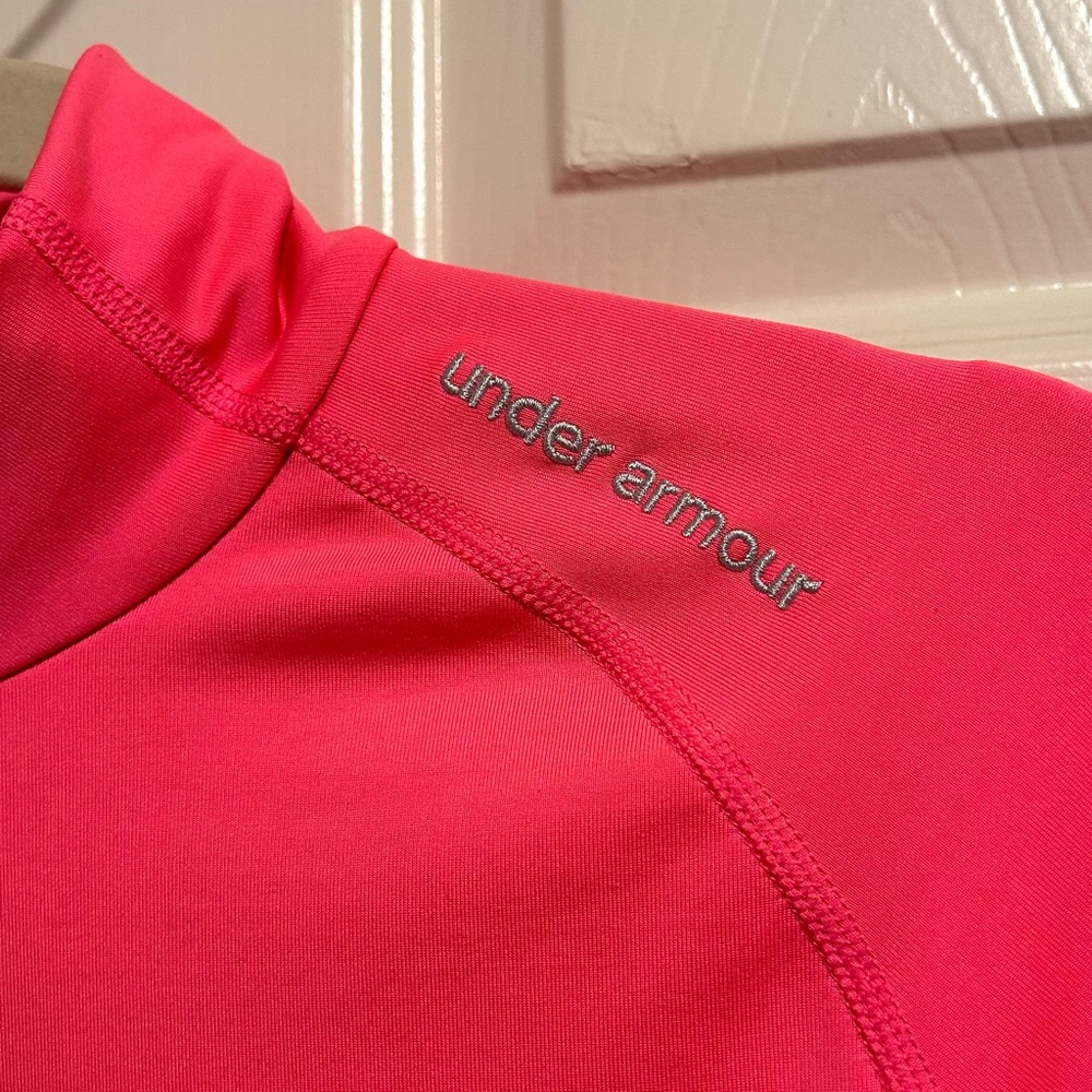Under Armour Fitted Layer/Jacket - image 6